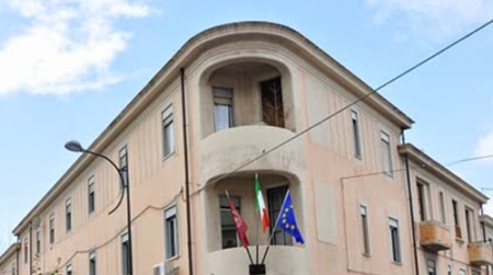 Calabria si mobilita per agenzia beni confiscati Adesione di molti Comuni alla manifestazione contro la chiusura della sede reggina dell'ente