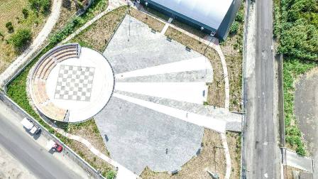Rosarno, cittadini potranno riutilizzare campo tennis Il commento del sindaco Idà: "Una zona della città degradata rivivrà grazie alla struttura che sarà aperta al pubblico"