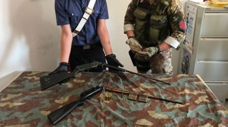 Fucili e munizioni trovati dai Carabinieri nel reggino Operazione svolta nell'ambito dei servizi di controllo straordinario del territorio