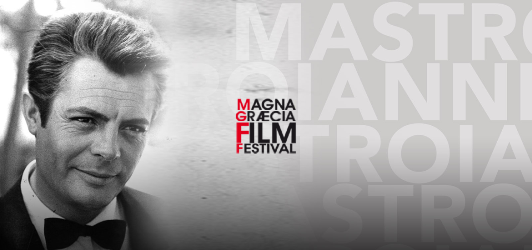 Partnership tra Webgenesys e Magna Graecia Film Festival La XIV edizione del Festival è dedicata a Marcello Mastroianni. Online l'App mobile by Webgenesys