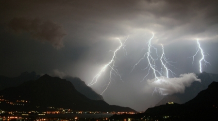 Diramata allerta meteo sulla Regione Calabria Previsti rovesci di forte intensità
