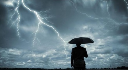 Maltempo, da domani in arrivo temporali in Calabria La Protezione civile ha emesso un avviso di condizioni meteorologiche avverse