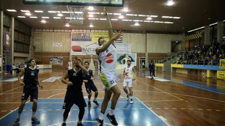Il Basketball Lamezia porta a casa due punti importanti BASKETBALL LAMEZIA – NUOVO BASKET SOVERATO 67-52