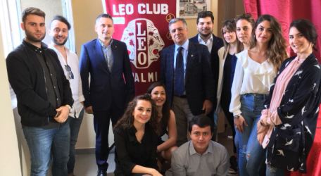 Taurianova, Leo Club Palmi consegna kit Ton Il servizio si pone l’obiettivo di migliorare tutti gli ambienti didattici dei giovani alunni delle scuole