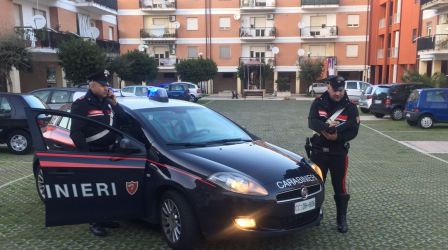 Rossano, controlli dei Carabinieri alle case popolari Un arresto e sette persone denunciate