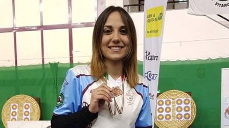 Enza Petrilli arricchisce il medagliere di Taurianova La giovane ha conquistato il bronzo ai Campionati Italiani Indoor Para-Archery di Palermo