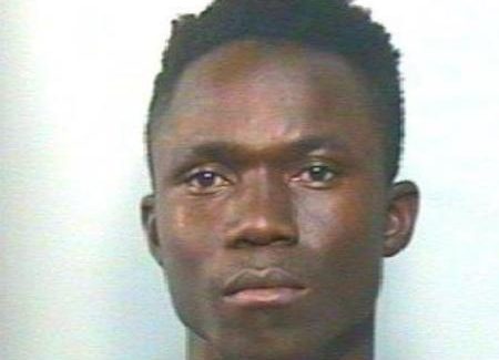 Rubava in terreno gestito da Valle del Marro, arrestato In manette un 24enne ivoriano