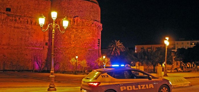 Polizia di Stato: arrestati dalle volanti due uomini Si erano introdotti all’interno del Castello Aragonese