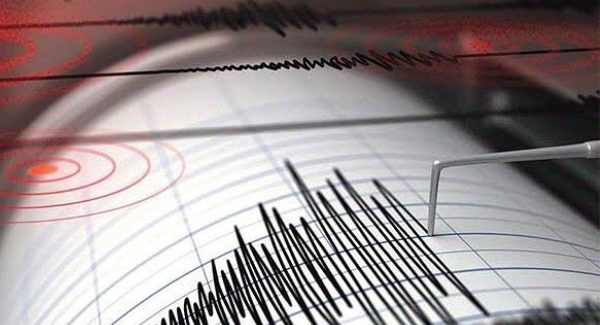 Terremoto oggi alle Eolie di magnitudo 4.6, avvertito fino a Reggio Calabria Un altro terremoto stamani in Calabria nelle coste vibonesi avvertito dalla popolazione del Tirreno calabrese
