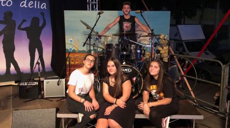 Nuovo gruppo musicale nella Locride: i “Black Sunset” La band punta a veicolare messaggi di legalità, di non violenza e di solidarietà