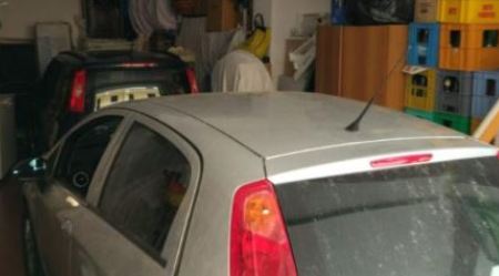 Due auto rubate nascoste in garage: arrestato operaio Operazione dei Carabinieri