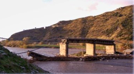 Pronta gara per lavori ricostruzione Ponte Savuto Risorse per l'infrastruttura da parte della Provincia di Catanzaro