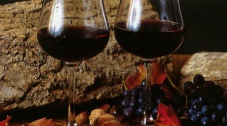 Stappato vino novello: 20mila bottiglie prodotte in Calabria Dal Pollino allo Stretto è festa dei vitigni