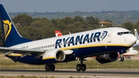 Falso allarme bomba in aereo Ryanair decollato da Bergamo Arrestato un cittadino italiano