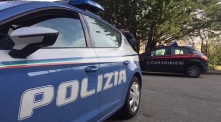 Sperona auto coniugi e ferisce donna a colpi di pistola Un calabrese è ricercato in Liguria da Polizia e Carabinieri