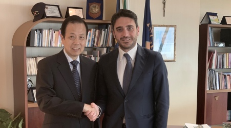 Calabria, Irto ha incontrato ambasciatore cinese in Italia Colloquio cordiale con Li Ruiyu volto a rafforzare la cooperazione tra le due Nazioni 