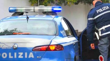 Pistola, munizioni e droga nascosti in sottotetto: 2 arresti Perquisizione effettuata dagli uomini della Polizia di Stato