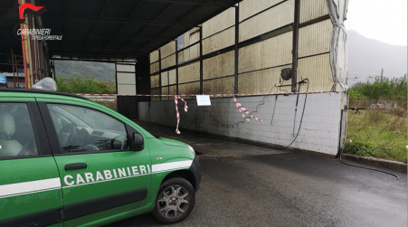 “Car Wash”, Carabinieri Forestale denunciano 6 persone Accusate di scarico non autorizzato di reflui industriali e gestione illecita rifiuti. Sequestrati due autolavaggi