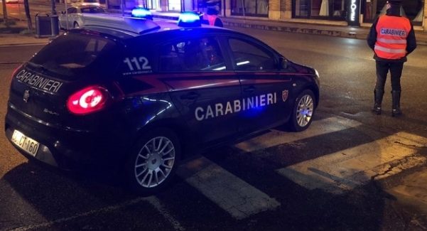 Arrestate due persone della Piana di Gioia Tauro Esecuzione dei Carabinieri della Compagnia di Gioia Tauro, poiché ritenuti responsabili del reato di rapina aggravata