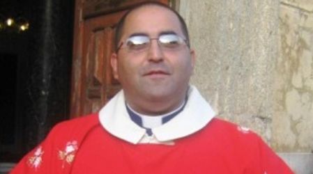 Induzione alla prostituzione minorile, in carcere ex parroco Don Felice La Rosa dovrà scontare un residuo di pena di un anno ed un mese