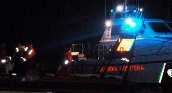 Sbarco immigrati nel Reggino, soccorsi da Guardia Costiera Quarantaquattro persone hanno raggiunto la Calabria dopo aver viaggiato per diversi giorni in mare