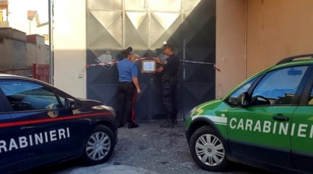 Violazioni norme smaltimento rifiuti, sequestrata autofficina I Carabinieri e gli uomini della Forestale hanno deferito tre persone