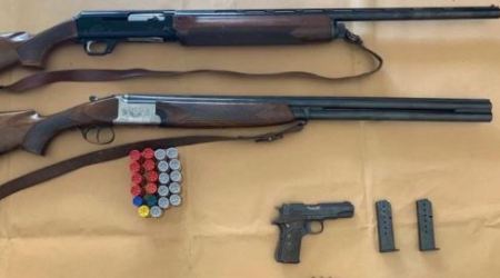 Perquisizione in una casa: trovati due fucili ed una pistola Un uomo è stato denunciato dai Carabinieri per detenzione abusiva di armi e munizioni
