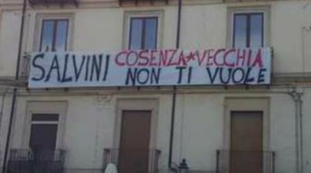 Lega a Cosenza, su Facebook gruppo “Stutamu Salvini” Oltre quattromila utenti contestano la visita dell'ex ministro in città