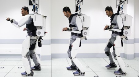 Paralizzato torna a camminare grazie al pensiero usando un esoscheletro Il traguardo reso noto sulla rivista Lancet Neurology