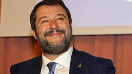 Bevacqua, “Salvini getta la maschera sull’autonomia” Il senatore, che nel 2018 è stato eletto in Calabria, ha gettato la maschera e rivelato il vero volto della sua Lega: il Sud andrà bene per prendere voti, ma poi ognuno per la sua strada e tanti saluti al popolo