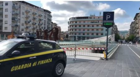 Cosenza, sequestrata Piazza Bilotti nell’operazione “Piazza Sicura”, indagato anche Mario Occhiuto L'indagine della guardia di finanza coordinata dalla DDA di Catanzaro
