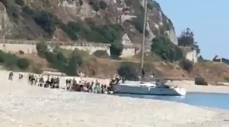 Altri 60 migranti sbarcati nella Locride a Ferruzzano A pochissimo tempo dallo sbarco di Roccella Jonica del 10 luglio scorso