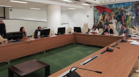 Regione, insediata Commissione contro il fenomeno della ‘ndrangheta Sarà presieduta dal consigliere Antonio De Caprio