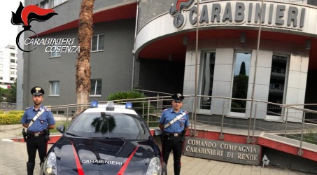 Calabria, Carabinieri salvano un uomo dal tentativo di suicidio Trasportato in gravi condizioni in ospedale a Cosenza, è stato dichiarato fuori pericolo
