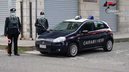 Calabria, tre esercizi pubblici chiusi e cinque persone sanzionate Continuano i controlli da parte dei carabinieri in materia di Covid-19