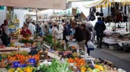 Taurianova, il mercato settimanale del giovedì ritorna alle vecchie origini Saranno così risolte le problematiche inerenti alla zona mercatale di via Senatore Loschiavo