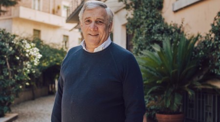 Minacce a Tajani: Occhiuto, solidarietà, Antonio più forte di vili personaggi Qualche vigliacco pensa di poter intimidire il governo con lettere e minacce di morte
