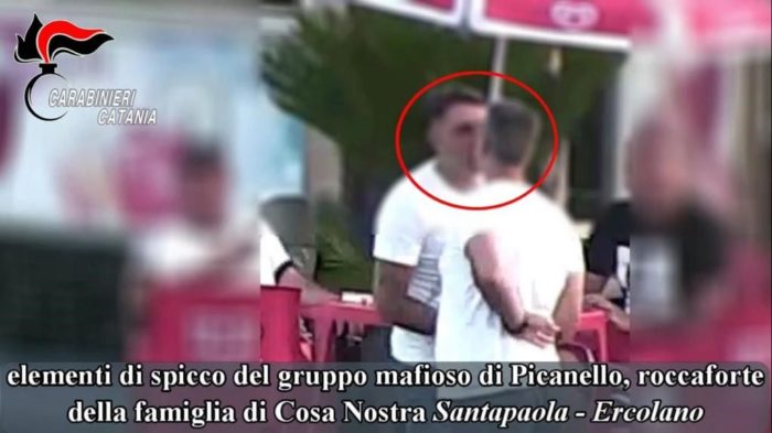 Mafia, 15 arresti contro storico clan di Catania