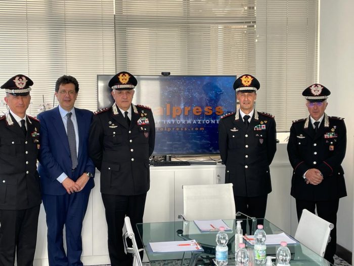 Il comandante dei Carabinieri Teo Luzi visita la redazione dell’Italpress