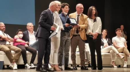 Apollo School 2022, premiati al “Cilea” i vincitori del contest artistico letterario Presenti all'iniziativa firmata "Nuovi Orizzonti" il Sindaco metropolitano f.f. Versace e l'assessora comunale Calabrò