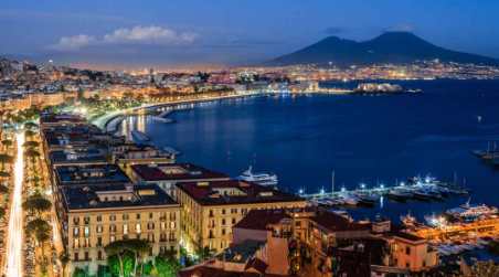 Estate 2023: Napoli si conferma tra le mete più amate dai turisti Le prime cose da vedere a Napoli