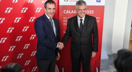 Le Ferrovie dello Stato investono in Calabria 13,4 miliardi al 2032 Riguarderanno "elettrificazione e potenziamento delle infrastrutture ferroviarie e stradali, nuovi treni regionali per abbassare l'età media della flotta