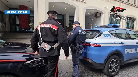 ‘Ndrangheta, Operazione Gallicò a Reggio Calabria, arrestate nella notte 17 persone. VIDEO e DETTAGLI