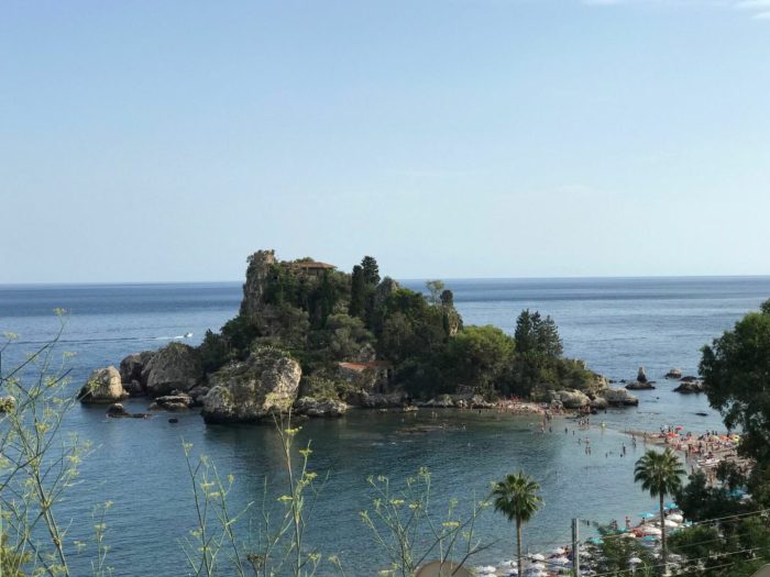 Riapre al pubblico l’Isola Bella di Taormina