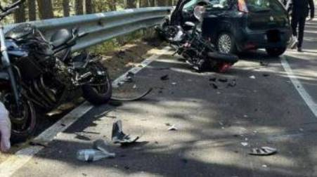 Incidente mortale in Calabria, agli arresti domiciliari l’uomo alla guida dell’auto. I Dettagli Risultato positivo all'alcol test è accusato di omicidio stradale